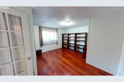 30336 Driftwood Dr, Gold Beach, OR 97444 - Photo 10