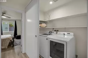 2706 SE 138th Ave, Portland, OR 97236 - Photo 10