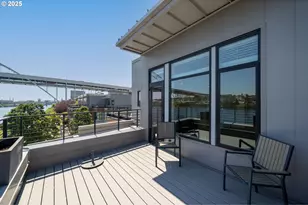 1658 NW Riverscape St, Portland, OR 97209 - Photo 26