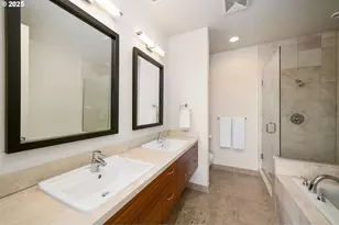 1658 NW Riverscape St, Portland, OR 97209 - Photo 24