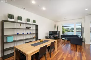 1658 NW Riverscape St, Portland, OR 97209 - Photo 12