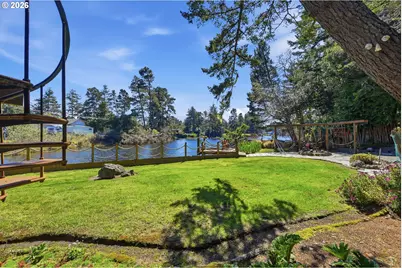 73028 Crannog Rd, North Bend, OR 97459 - Photo 22