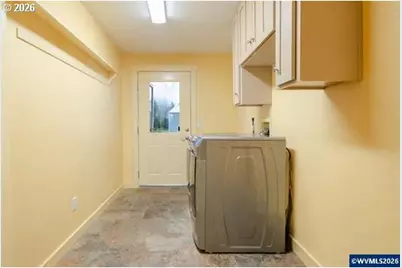 40759 McDowell Creek Dr, Lebanon, OR 97355 - Photo 16