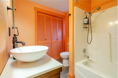 40759 McDowell Creek Dr, Lebanon, OR 97355 - Photo 18