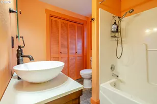 40759 McDowell Creek Dr, Lebanon, OR 97355 - Photo 18