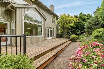 4321 SW Terlyn Ct, Portland, OR 97221 - Photo 38