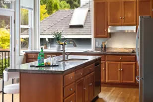 4321 SW Terlyn Ct, Portland, OR 97221 - Photo 14