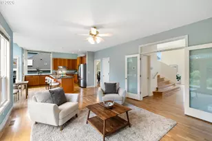 4321 SW Terlyn Ct, Portland, OR 97221 - Photo 10