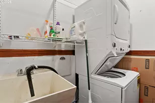 2083 NW Johnson St, Portland, OR 97035 - Photo 30