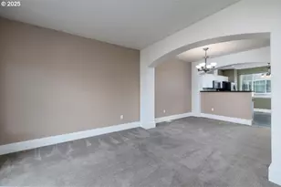 720 NW 118th Ave, Portland, OR 97229 - Photo 8