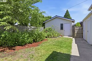 1512 T St, Springfield, OR 97477 - Photo 28