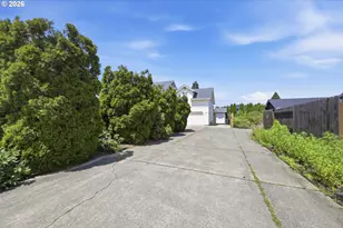 1512 T St, Springfield, OR 97477 - Photo 32