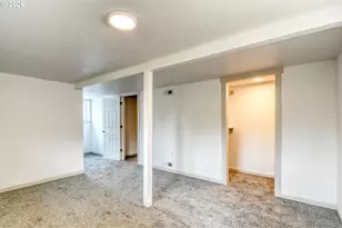 420 SE 10th St, Pendleton, OR 97801 - Photo 26
