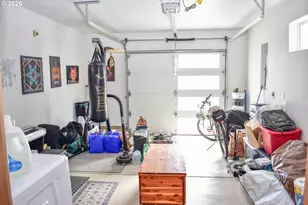 310 E Rapp Rd, Talent, OR 97540 - Photo 22