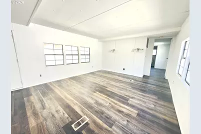 97883 Court St #31, Brookings, OR 97415 - Photo 8