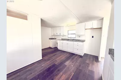 97883 Court St #31, Brookings, OR 97415 - Photo 12