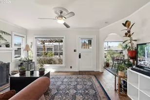 7024 N Albina Ave N, Portland, OR 97217 - Photo 8