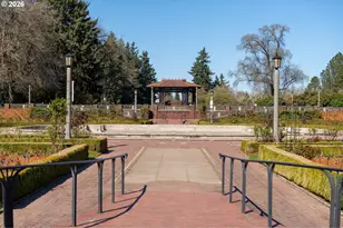 7024 N Albina Ave N, Portland, OR 97217 - Photo 38