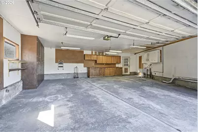 21224 SE Yamhill St, Gresham, OR 97030 - Photo 20