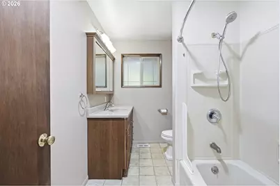 21224 SE Yamhill St, Gresham, OR 97030 - Photo 22