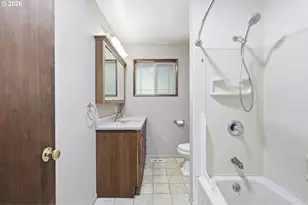 21224 SE Yamhill St, Gresham, OR 97030 - Photo 22