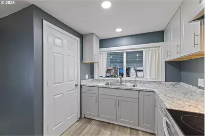 3921 E Fourth Plain Blvd #58, Vancouver, WA 98661 - Photo 12