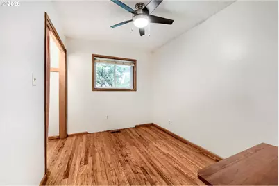 214 Park Dr, Oregon City, OR 97045 - Photo 18
