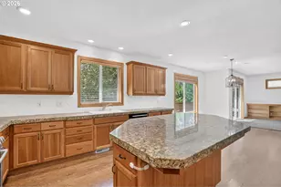 8311 SW 43rd Ave, Portland, OR 97219 - Photo 20