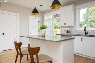 8425 NE Hassalo St, Portland, OR 97220 - Photo 20