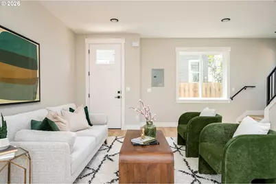 8425 NE Hassalo St, Portland, OR 97220 - Photo 24