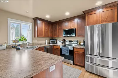 4971 NE Terri Ln, Albany, OR 97321 - Photo 4