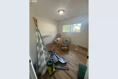 2126 SE 162nd Ave, Portland, OR 97233 - Photo 10