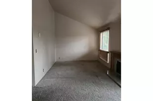 152 Treehill Loop, Eugene, OR 97405 - Photo 4