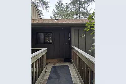 152 Treehill Loop, Eugene, OR 97405 - Photo 2