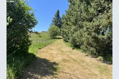 32784 SW Laurelview Rd, Hillsboro, OR 97123 - Photo 26