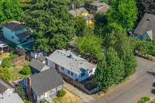 7413 SE Pine St, Portland, OR 97215 - Photo 40