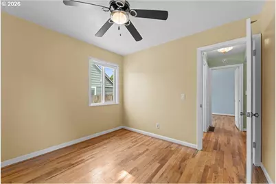 7413 SE Pine St, Portland, OR 97215 - Photo 16