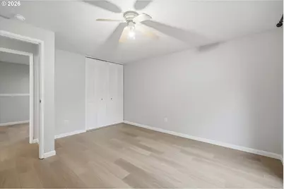 12955 SW 22nd St, Beaverton, OR 97008 - Photo 16