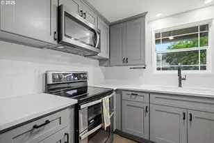 12955 SW 22nd St, Beaverton, OR 97008 - Photo 8