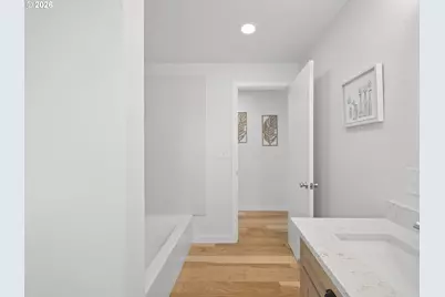 15532 SE Lincoln St, Portland, OR 97233 - Photo 20