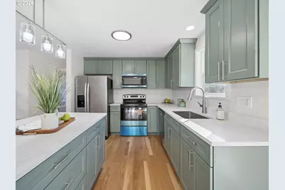 15532 SE Lincoln St, Portland, OR 97233 - Photo 10