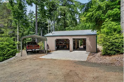 69487 Sharp Rd, North Bend, OR 97459 - Photo 10