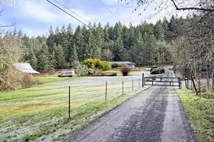 19955 SE Tillstrom Rd, Damascus, OR 97089 - Photo 2