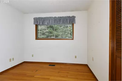 19955 SE Tillstrom Rd, Damascus, OR 97089 - Photo 40