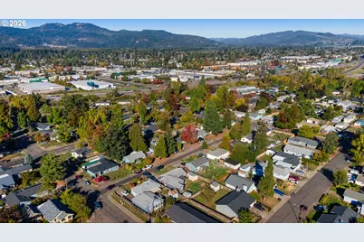 577 Pacific Ave, Springfield, OR 97477 - Photo 42