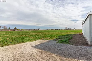 34167 Feedville Rd, Stanfield, OR 97875 - Photo 14