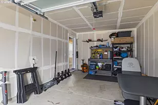 176 SW Hewitt Ave, Troutdale, OR 97060 - Photo 28