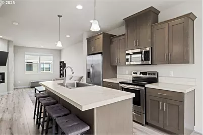 176 SW Hewitt Ave, Troutdale, OR 97060 - Photo 10