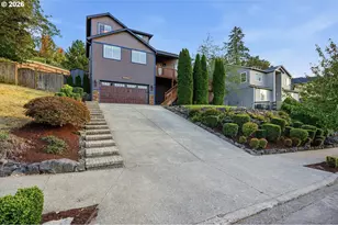 2404 NW 29th Ave, Camas, WA 98607 - Photo 2
