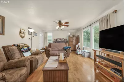 580 N Sheridan St, Mount Angel, OR 97362 - Photo 4